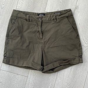 Buffalo David Bitton Carlisle Mid Rise Shorts Size 10 Army Green